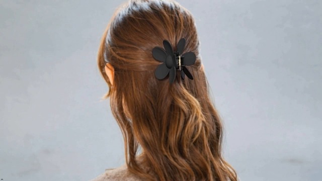Amazon.com: 1Pc Black Flower Hair Clips, Hair Claw Clips, Large