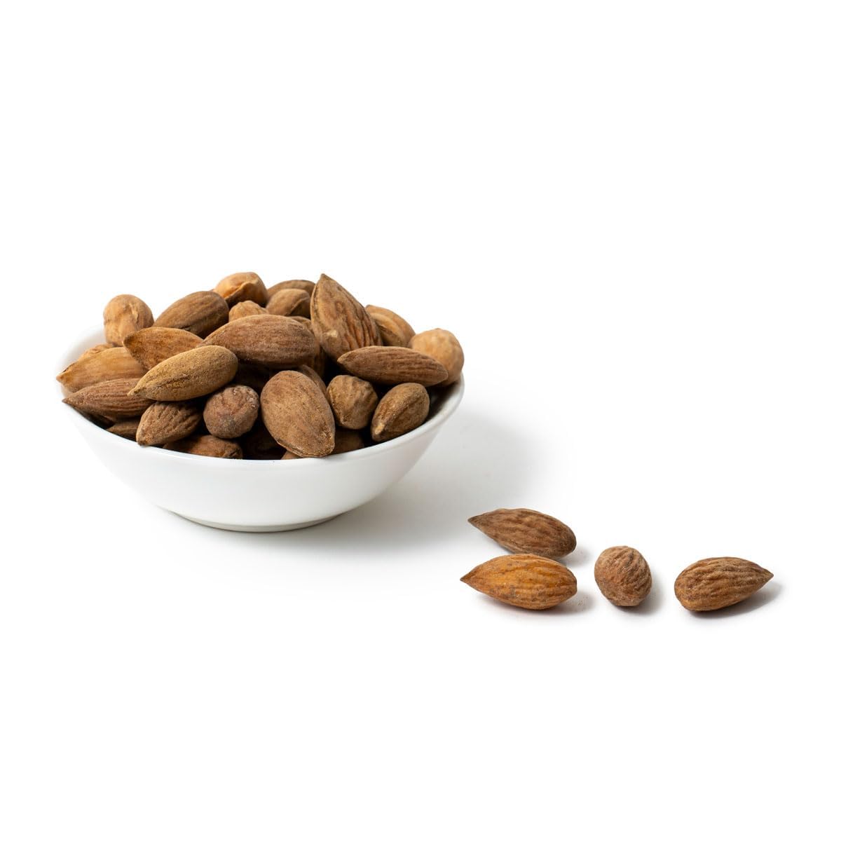 PAKKA – Bio Fairtrade Mandeln geröstet gesalzen 750gr, Öko geröstete Mandeln, direkt hergestellt und abgefüllt vom Produzenten in Usbekistan, vegan, Familienpackung, Value-Pack 0,75kg (1er Pack)