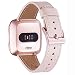 Produktbild WFEAGL für Fitbit Versa Armband,Lederband Ersatzband mit Edelstahl-Verschluss kompatibel für Fitbit Versa/Versa 2 /Versa Lite/Versa SE Fitness Smart Watch(Rosa Sand+ Roségold Schnalle)