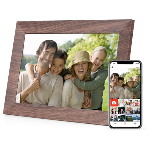 Rotazione automatica: goditi la rotazione automatica delle foto e la possibilità di visualizzare le foto in formato verticale o orizzontale con il supporto rimovibile sul retro della cornice digitale.