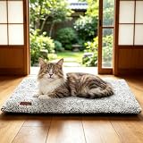 ペット用ホットカーペット 電気不用 猫用 ホットマット 洗える ペットヒーター 猫 あったかグッズ ペット用保温マット 体温で蓄熱 猫 ベッド 寒さ対策 冬グッズ やわらか あったか 小動物対応 滑り止め（ライトグレイ 61×46cm）