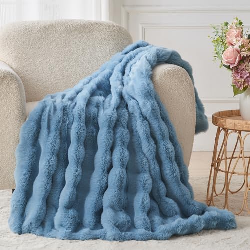 Lotus Karen Fuzzy Throw Blanket Blue - Big Bubble...