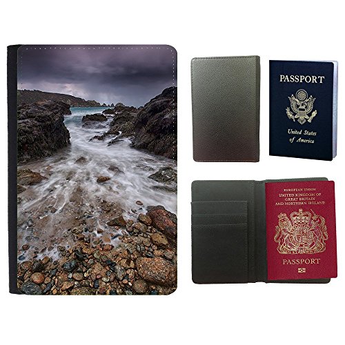 PU Funda para pasaporte // F00001332 Guernsey