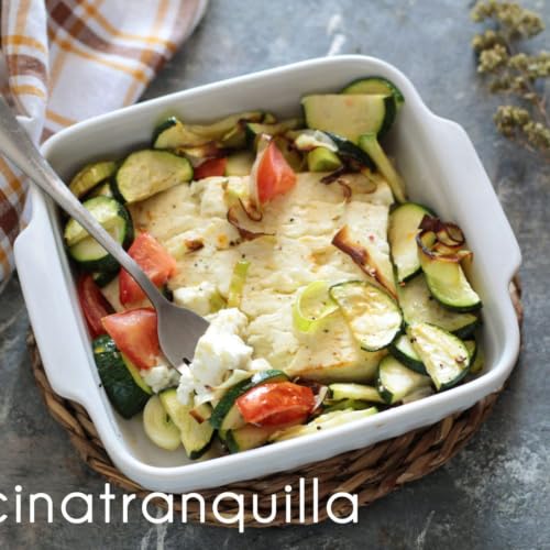 Feta con porri e zucchine in friggitrice ad aria