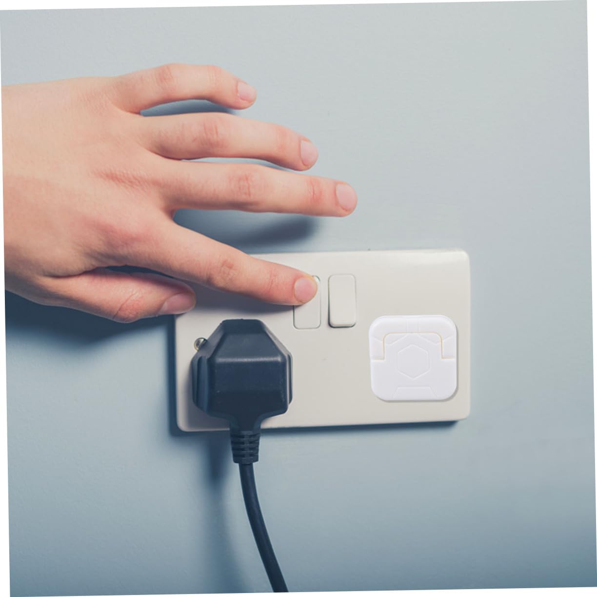 75pcs Insulation Safety Covers Us Standard Socket for Safety Electrical Outlet Covers Easy Installation for Home Use Prevents Accidental Plugging