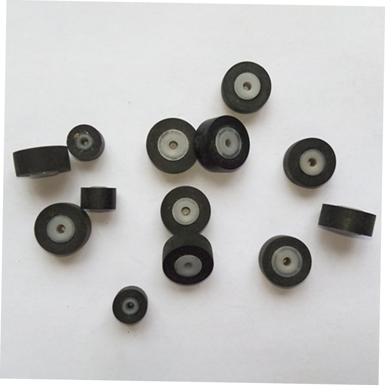 2Pcs Pinch Roller for Recorder Reliable Bearing Wheel for Audio Radio Tape Recorder Stable Design Easy Maintenance with Axle for Tape Players and Cassettes