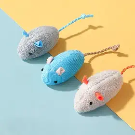 Kit Com 4 Ratinhos Com Catnip Brinquedo para gatos Erva de Gato
