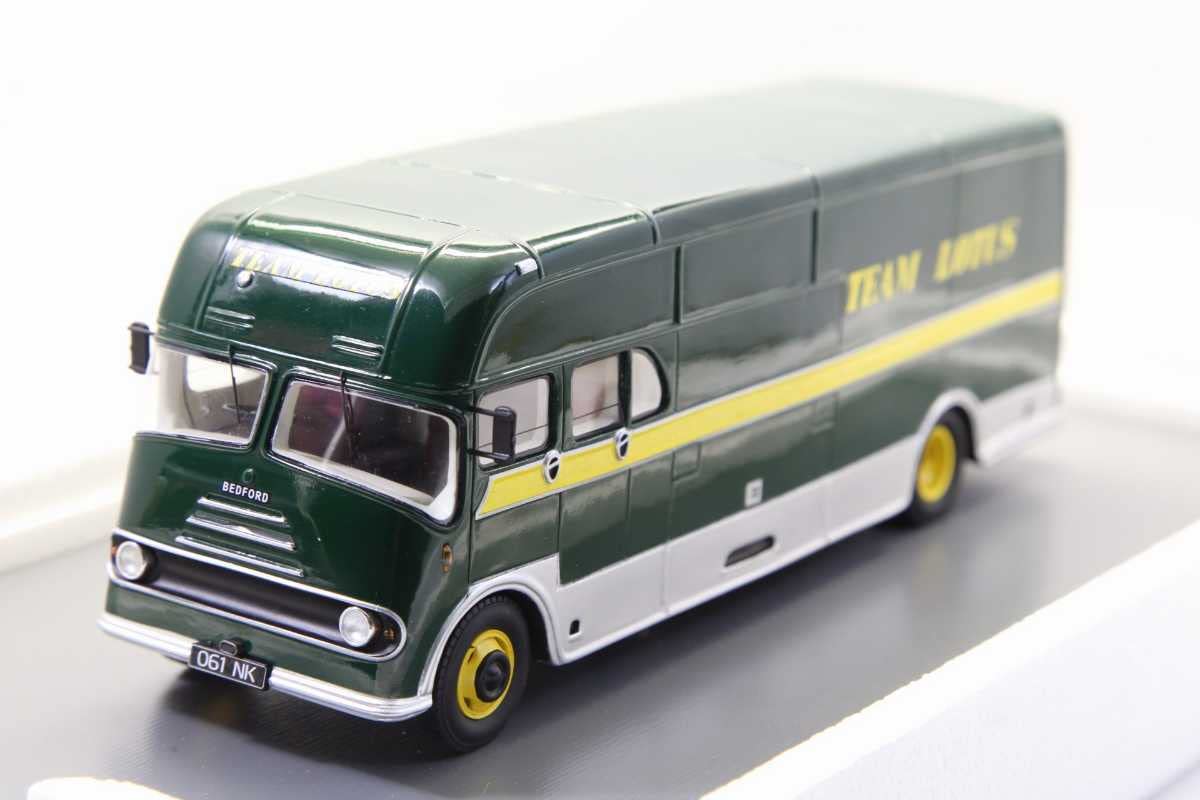 スパーク 1/43 ベッド フォード トランスポーター 「チームロータス」 Amazon | スパークモデル 1/43 ベッド フォード チームロータス