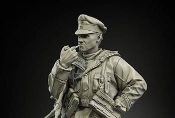 Amazon | パンツァーアート 1/35 ドイツ軍 武装親衛隊士官 冬季