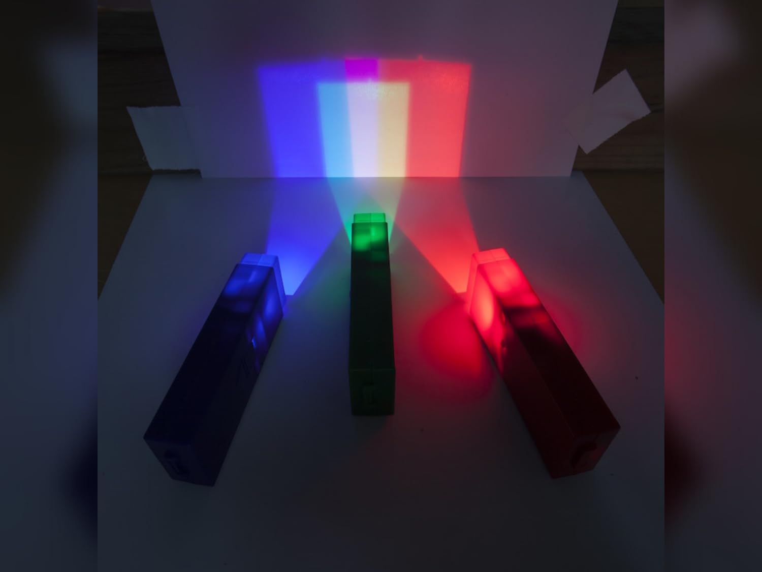 Light Blox - LED Color Mixing Educational Kit for Grades 2-8 (Red Green Blue 3-Pack) - Transforms into Ray Box - Reflection and Refraction Optics Experiments for Kids - Image 8