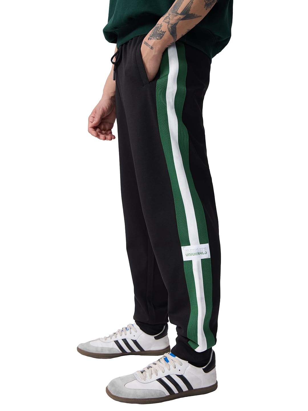 Velocity Men and Boys Drawstringed Black Solid Cotton Blend Oversized Joggers-image-35