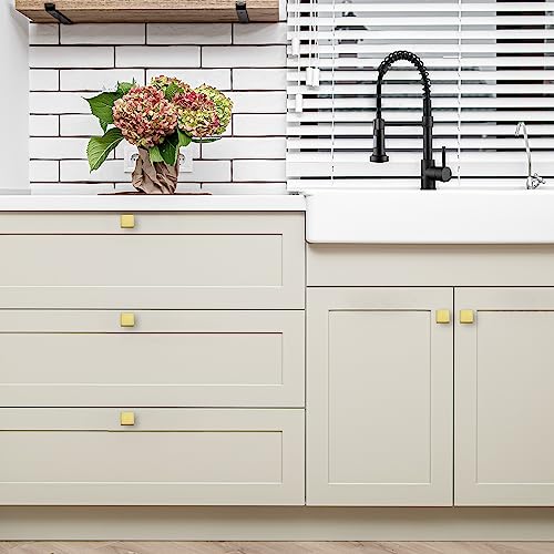 Image of Ravinte 10 Pack Square Brushed Brass knobs Cabinet Kitchen Hardware Dresser Drawers Cabinet Door Knobs with Screwdriver
