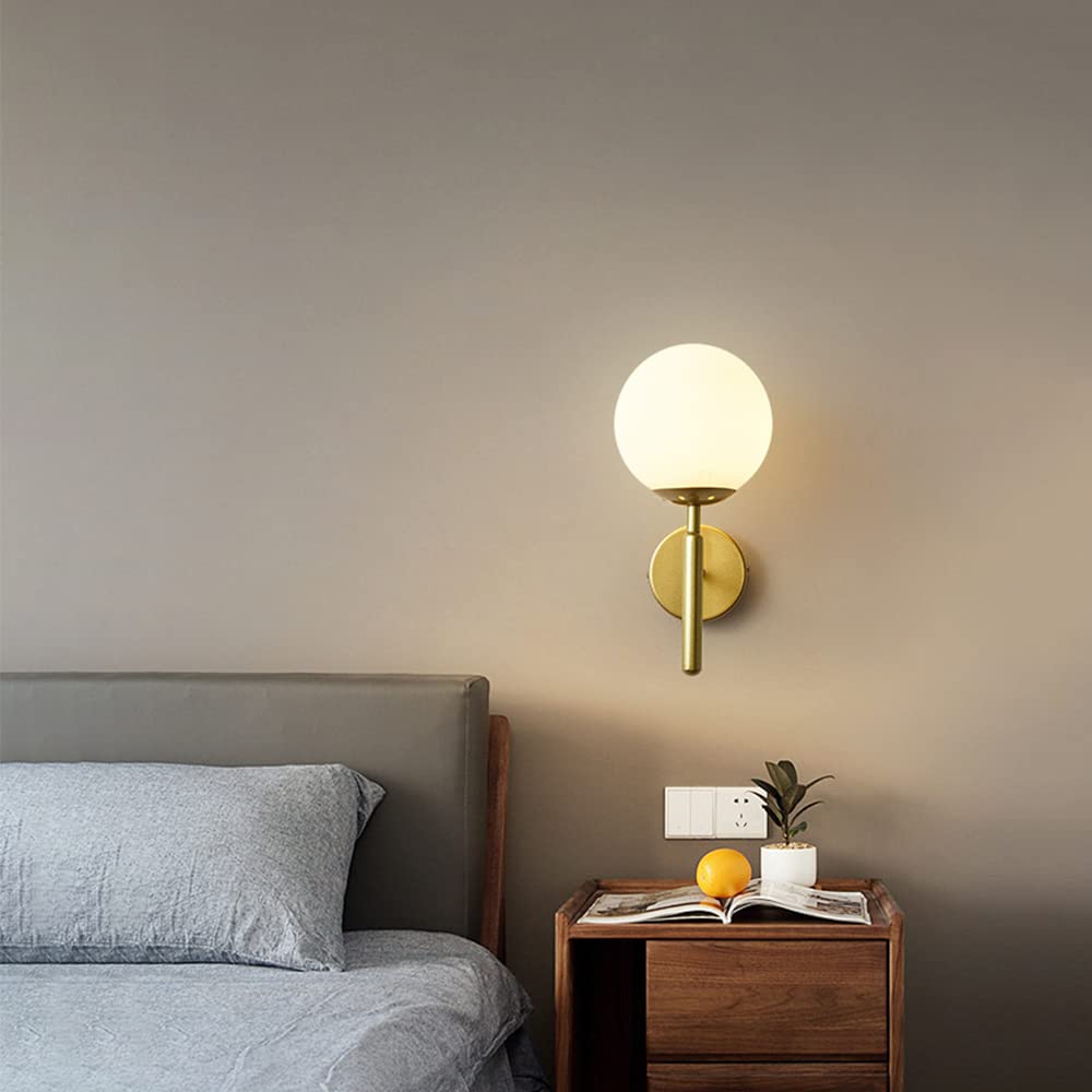 Moderne Retro Glass Ball Applique Murale Lampe de Chevet Intérieur Appliques en Métal Doré E27 Ampoule Foyer Salle à manger Applique Murale Décorative (sans ampoule)…