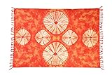 Un batik manuel de rêve - Nos sarongs ont été batikés et peints ou imprimés à la main selon une méthode traditionnelle et se distinguent par de magnifiques motifs imprimés à la main et de beaux détails avec des franges nouées. . En raison du batik manuel, de légers résidus de cire peuvent rester sur le tissu, mais ils disparaissent après le premier lavage.