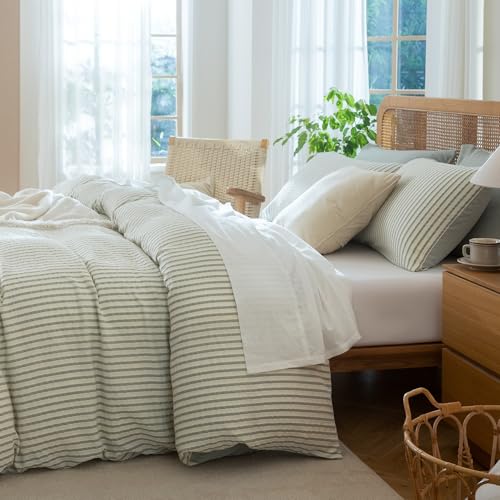 Image of Green Striped Comforter Set Queen - 3 Pieces Bedding Comforter Set for All Season, Soft Lightweight Washed Microfiber, 1 Striped Comforter and 2 Pillowcases (Green, Queen Size)