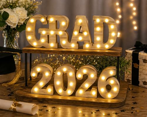 Carteles luminosos de madera GRAD 2026 para graduación miniatura 2