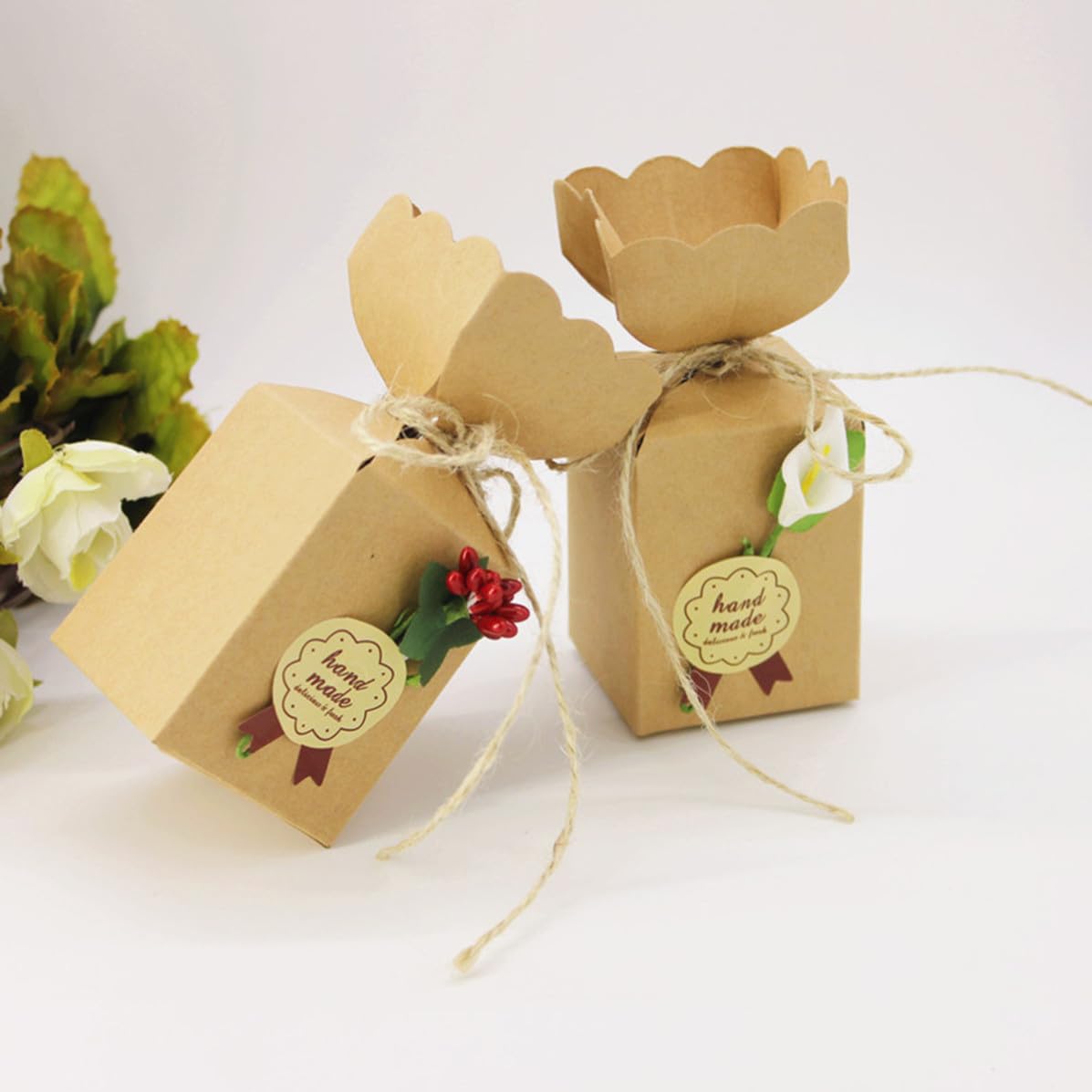 Healeved 150 Pezzi Scatolina Bomboniera in Carta per Cioccolatini e | Decorazione Elegante, Adatta per Feste Natalizie, Confezione Regalo, Uso per Dolci e Frollini