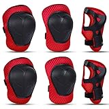 🏂 [CONFORTABLE À PORTER] Le tissu des équipements de protection pour enfants est fait de velours doux et lisse, absorbant la transpiration et respectueux de la peau. Les enfants peuvent porter confortablement les protège-poignets, les protège-coudes et les protège-genoux pendant des heures en été et en hiver. Le matériau extérieur est fait de maille respirante et offre une perméabilité à l'air et plus de confort. De plus, la construction légère assure un ajustement confortable.