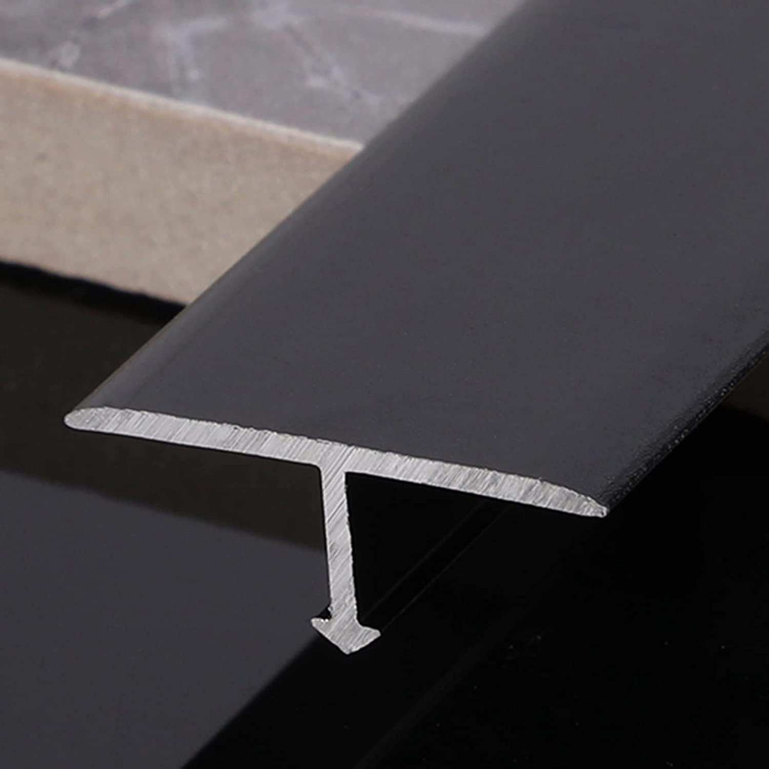 Bande de transition de sol en aluminium noir pour rampe