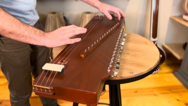 Amazon.com: Sursargam Sur Tanpura | Tanpura + Swarmandal 2-in-1