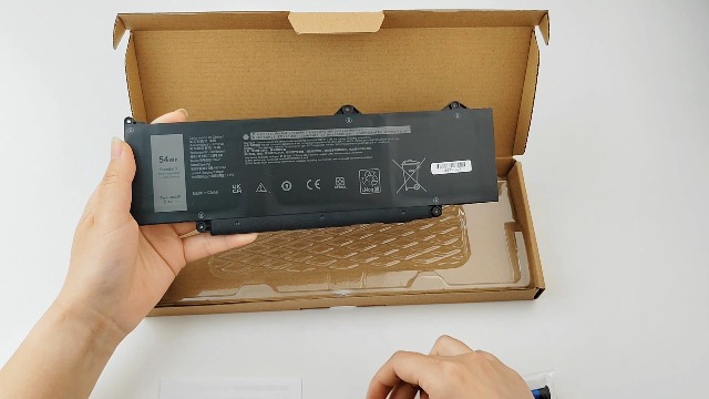 Amazon.com: ZTHY DR02P R73TC 54Wh Laptop Battery for Dell