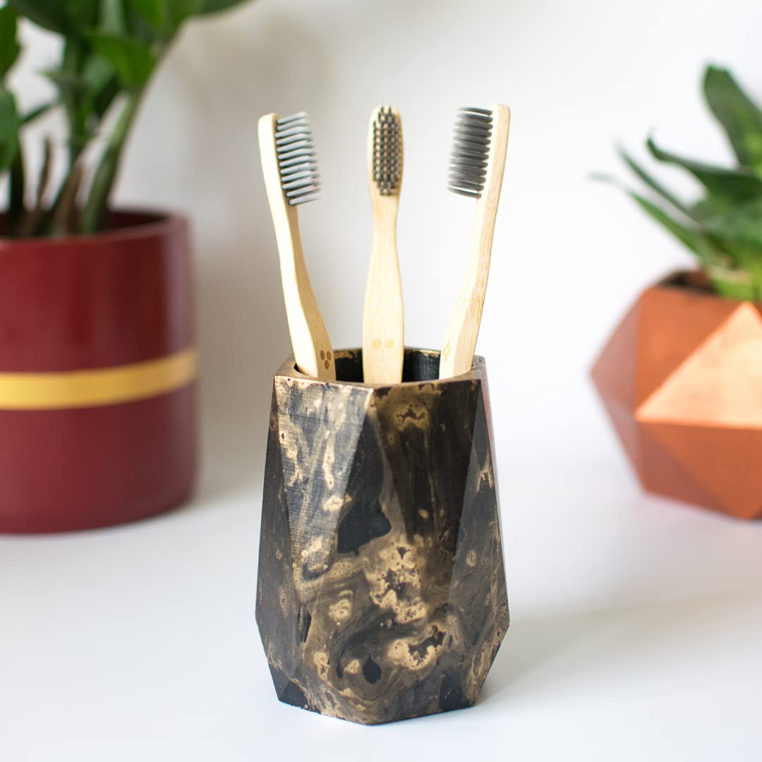 Dwell dapperToothbrush Holder | Made of Concrete | Hand Crafted | Multi Purpose Pen or Pencil Holder, Desktop Organiser, Makeup Brush Holder, Remote Holder (Black with Golden Texture)