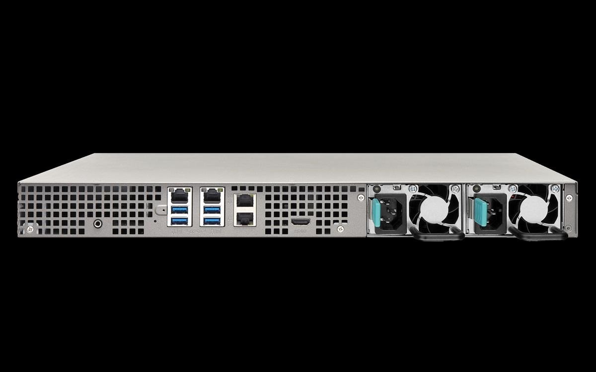 Qnap Turbo NAS TS-453U-RP Unita di Stoccaggio di Rete
