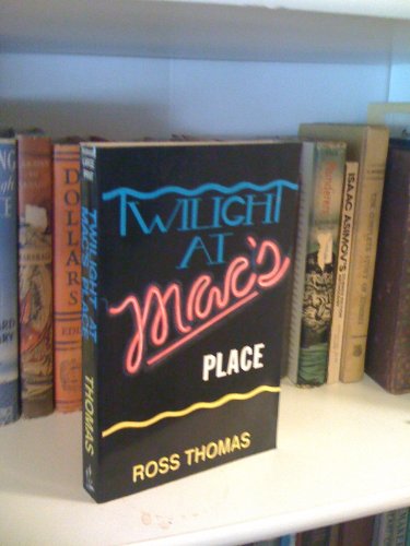 Twilight at Mac's Place [Large Print] 1560549866 Book Cover