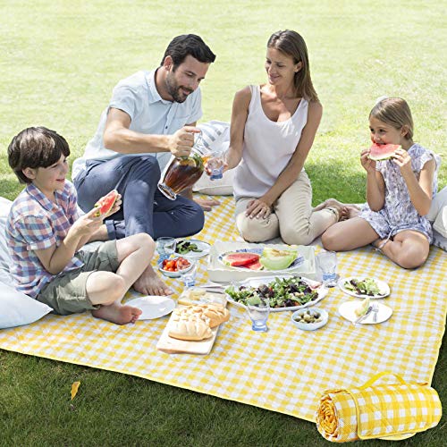 Lahawaha Extra Large Picnic Blankets, 80\'\'x80\'\' Washable Waterproof Foldable Oversized Picnic Mat Blanket for Beach, Camping On Grass (Yellow and White).