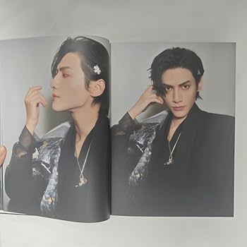 Amazon.co.jp: Opera Troupe 梨園 羅雲熙 レオロー 写真集 No.3