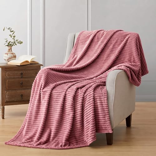 Image of Cotton Bolls Textiles Cozy Plush AC Blanket for Single Bed, Lightweight All Season Blanket, Ultra Soft Blanket for AC Room, Mild Winter, Can Be Used as Bedsheet in Winter, 90x90 Inches, Pencil Mauve