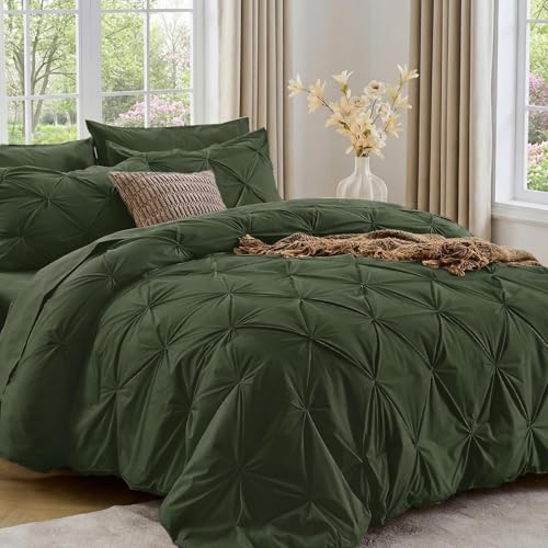 Image of Sasttie King Size Comforter Set, 7-Piece Bed in a Bag, Pintuck Bedding Sets for All Season, Includes Comforter, Flat Sheet, Fitted Sheet, Pillowcases and Pillowshams, Dark Green