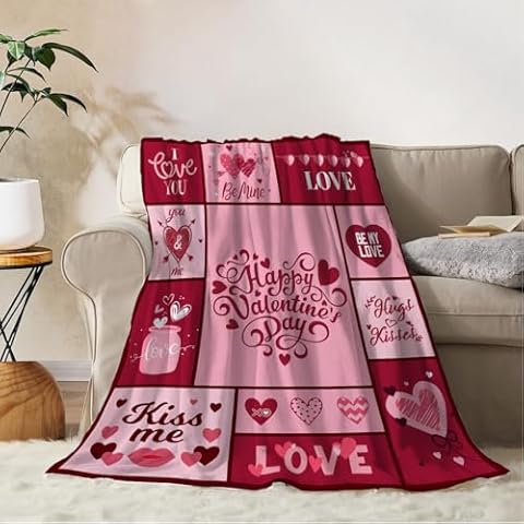 YeeJu Valentines Day Decorative Throw Blanket Pink Plaid Love Heart Throw Blanket Girlfriend Wife Couple Gift Blanket for Couch Sofa Bed Soft Lightweight Fleece Blankets and Throws 50x60 Cover
