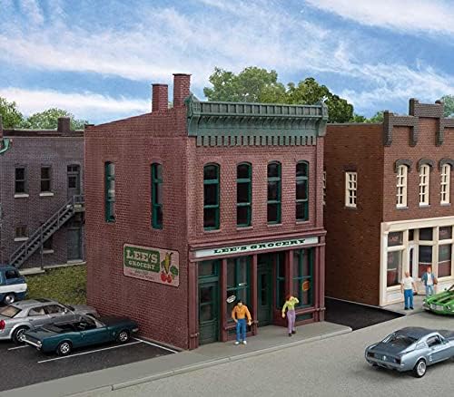 Walthers Cornerstone HO Scale Lee's Grocery Store - Kit - 3-1/2 x 4-1/4 x 4-5/8"