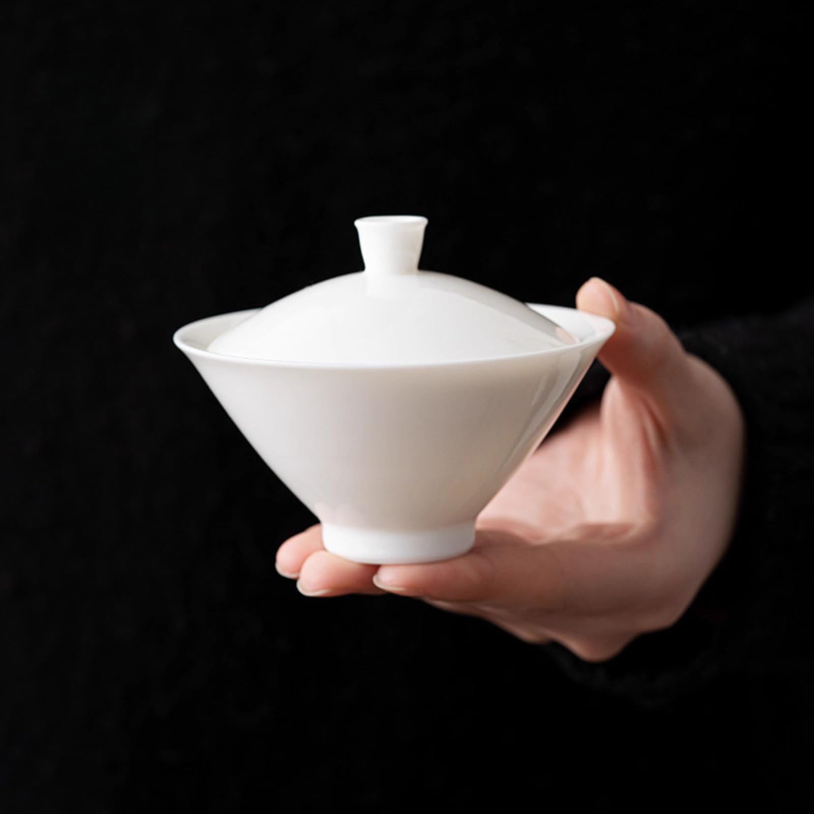 Mutton-fat Jade Invertido Triangle Ceramics Gaiwan, 100 ml, cuenco de té de porcelana blanca