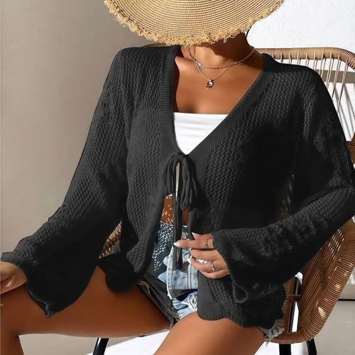 Camisa de sol calada de mujer: cómoda prenda de moda para nadar en la playa 5