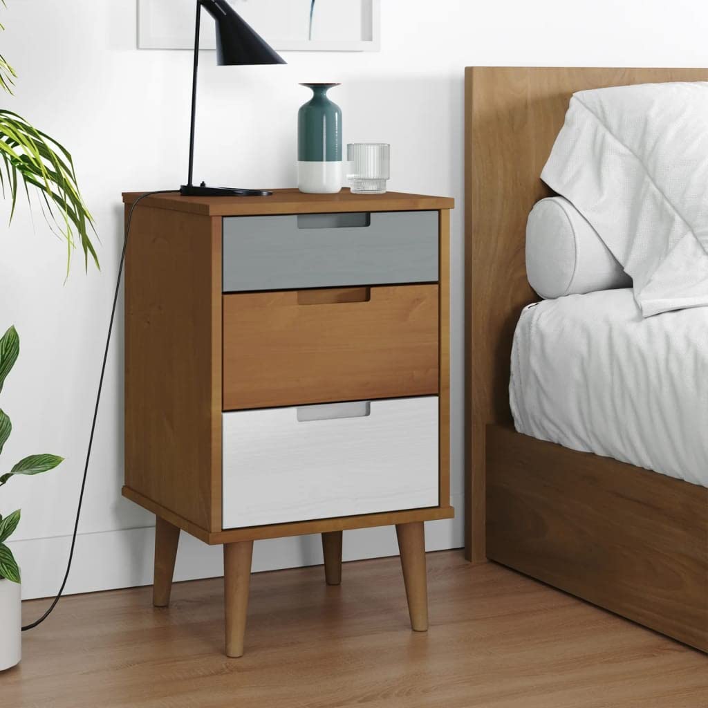 Comodino Marrone MOLDE in legno massello di pino 40x35x65 cm con 3 cassetti robusti e finitura vernice UV, mobiletto salvaspazio per camera da letto, soggiorno, ufficio, ingresso