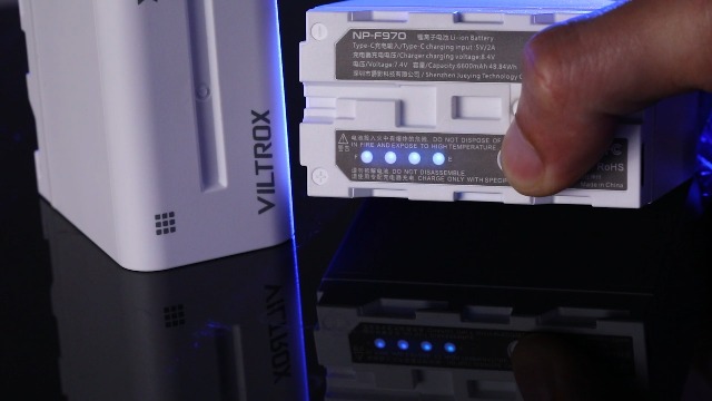 Amazon.co.jp: VILTROX ビデオライトバッテリー NP-F970