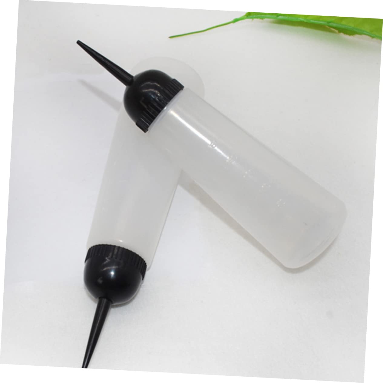 5pcs Hair Dye Squeeze Bottles Lotion Dispenser Bottles Writing Hairdresser Coloring Hair Dye Shampoo Lotion Dry Cleaning With Scale re-usable