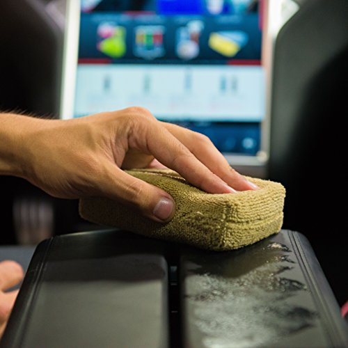 Chemical Guys Spi_111_16 Leather Protectant, Dry-To-The-Touch Serum For Car Interiors, Furniture, Apparel, Boots, And More (Works On Natural, Synthetic, Pleather, Faux Leather And More) , 16 Fl Oz #TOP4