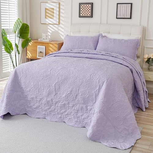 Image of EVENHUG Oversized King Quilt California King Size Lightweight Bedding Set Reversible Bedspread Coverlets for All Seasons 3 Piece (Purple 120 inchx128 inch)