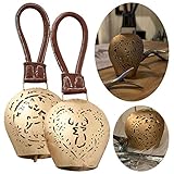 Die Deko-Glocke eignet sich ideal zum Hinstellen in einer kuscheligen Ecke und mit einem Hirsch-Geweih oder einem Deko-Fell dekoriert, holt diese alte Tischglocke die Faszination Natur und Berge nach Hause.