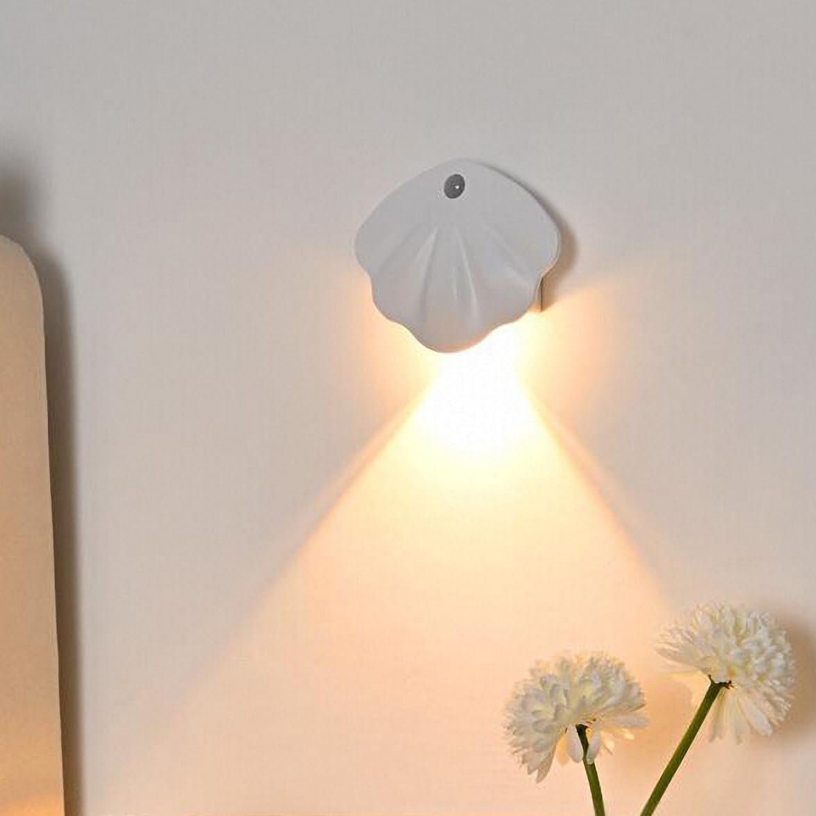 Amazon.co.jp : Sakura センサーライト usb充電式 足元灯 貝殻 人感  