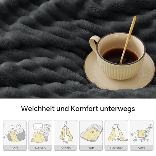 BEDELITE Kuscheldecke Flauschig Decke Klein - weiche Flanell Decken Anthrazit 125x150 für Sofa, Deko Streifen Cord Fleecedecke als Sofaüberwurf für Wohnzimmer, Throw Blanket Wide Use