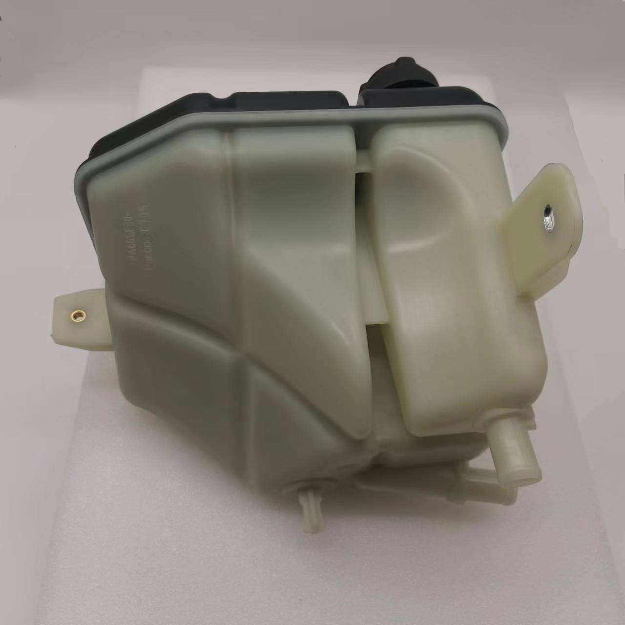670031651 Coolant Reservoir Tank With Cap Compatible With 2014 2018 Maserati Ghibli V6 3 0l 2017 2019 Levante V6 3 0l V8 3 8l 2013 2018 - View #6
