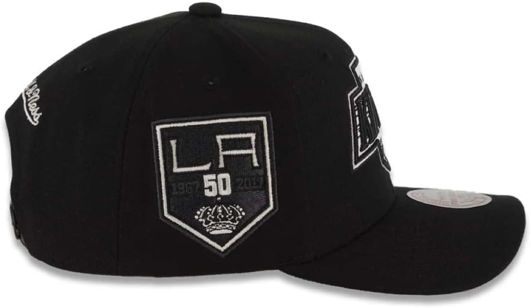 Mitchell & Ness Los Angeles Kings NHL Panda Pro Snapback Hat Cap, Black