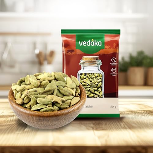 Image of Amazon Brand - Vedaka Cardamom (Elaichi) Whole, 50 g, Small