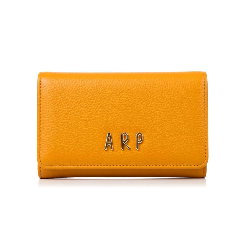 Agatha Ruiz de la Prada Cartera Billetero en piel vegana de color mostaza con iniciales ARP doradas