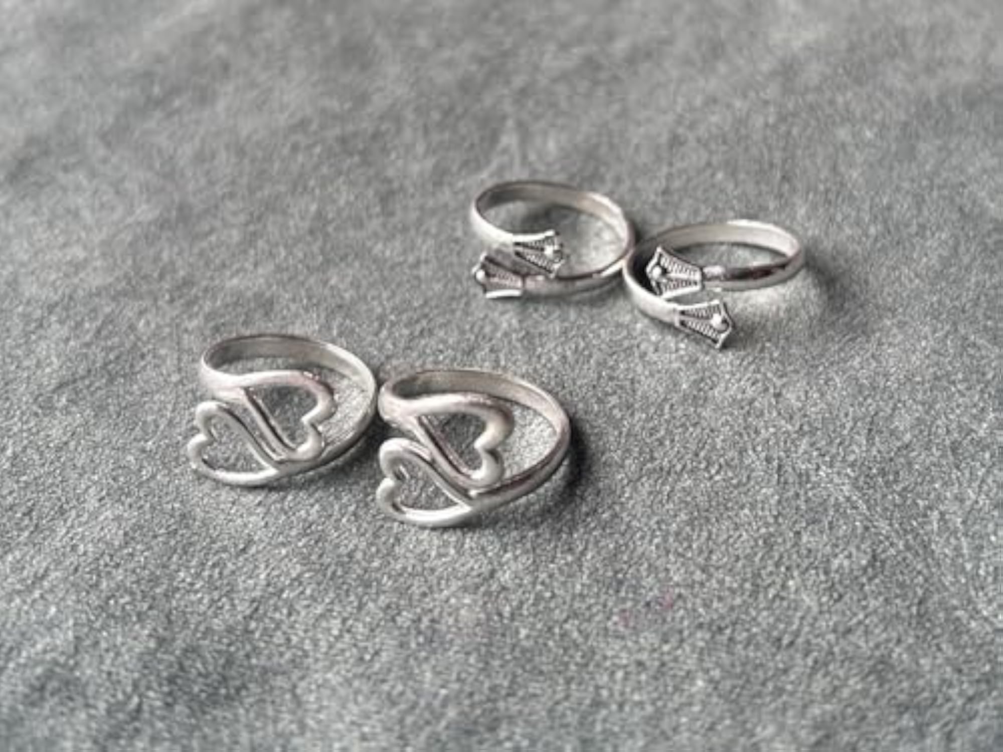 Women's Adjustable Glossy Finish Toe Ring Combo of 2