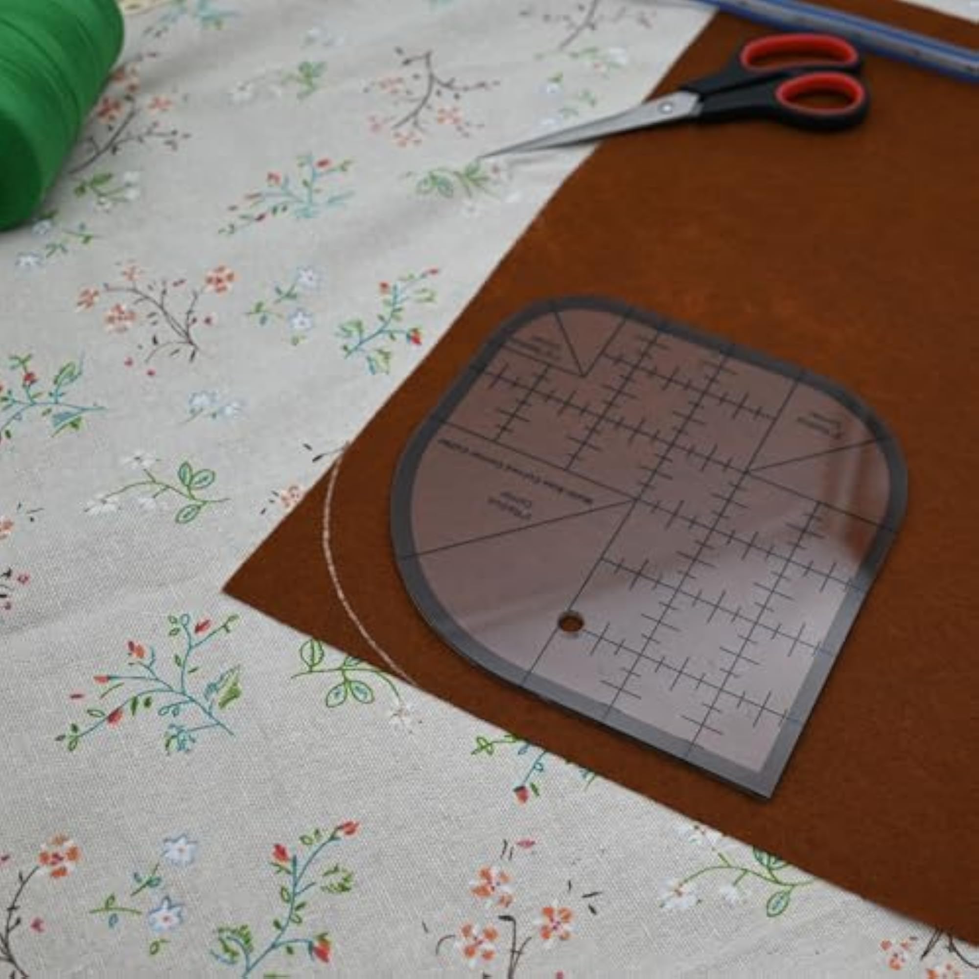 Curved Corner Cutter Ruler for DIY Sewing Projects